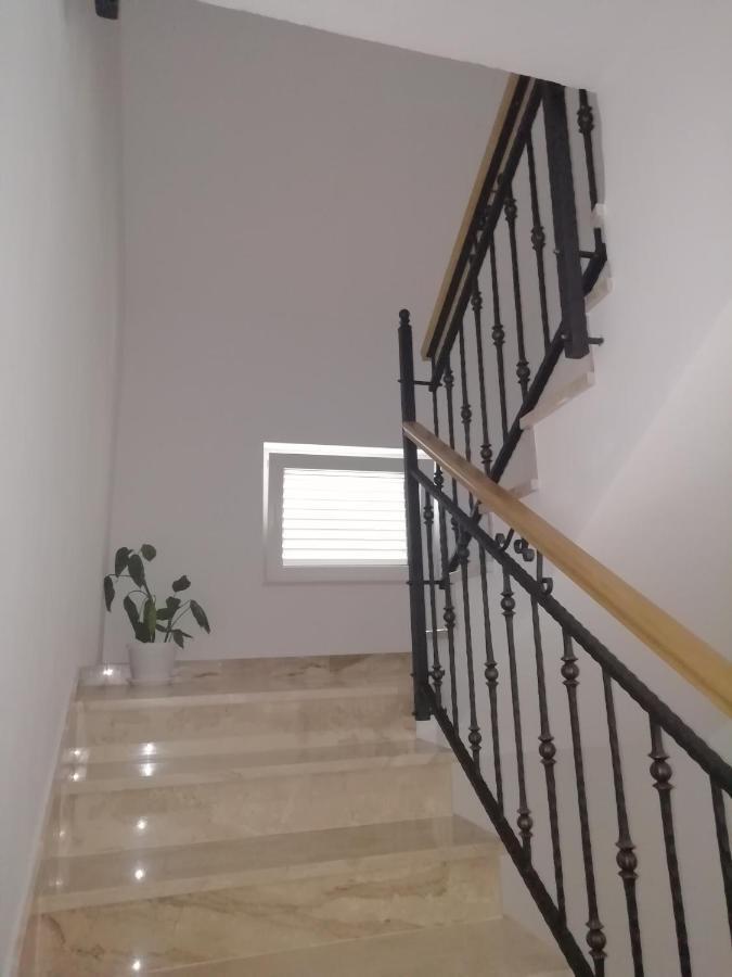 Apartmani Antonia Nakic -Stobrec Split Ngoại thất bức ảnh