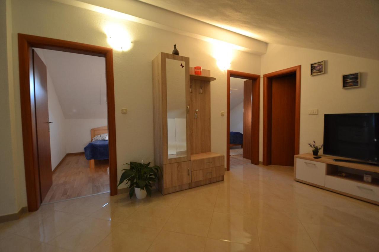 Apartmani Antonia Nakic -Stobrec Split Ngoại thất bức ảnh